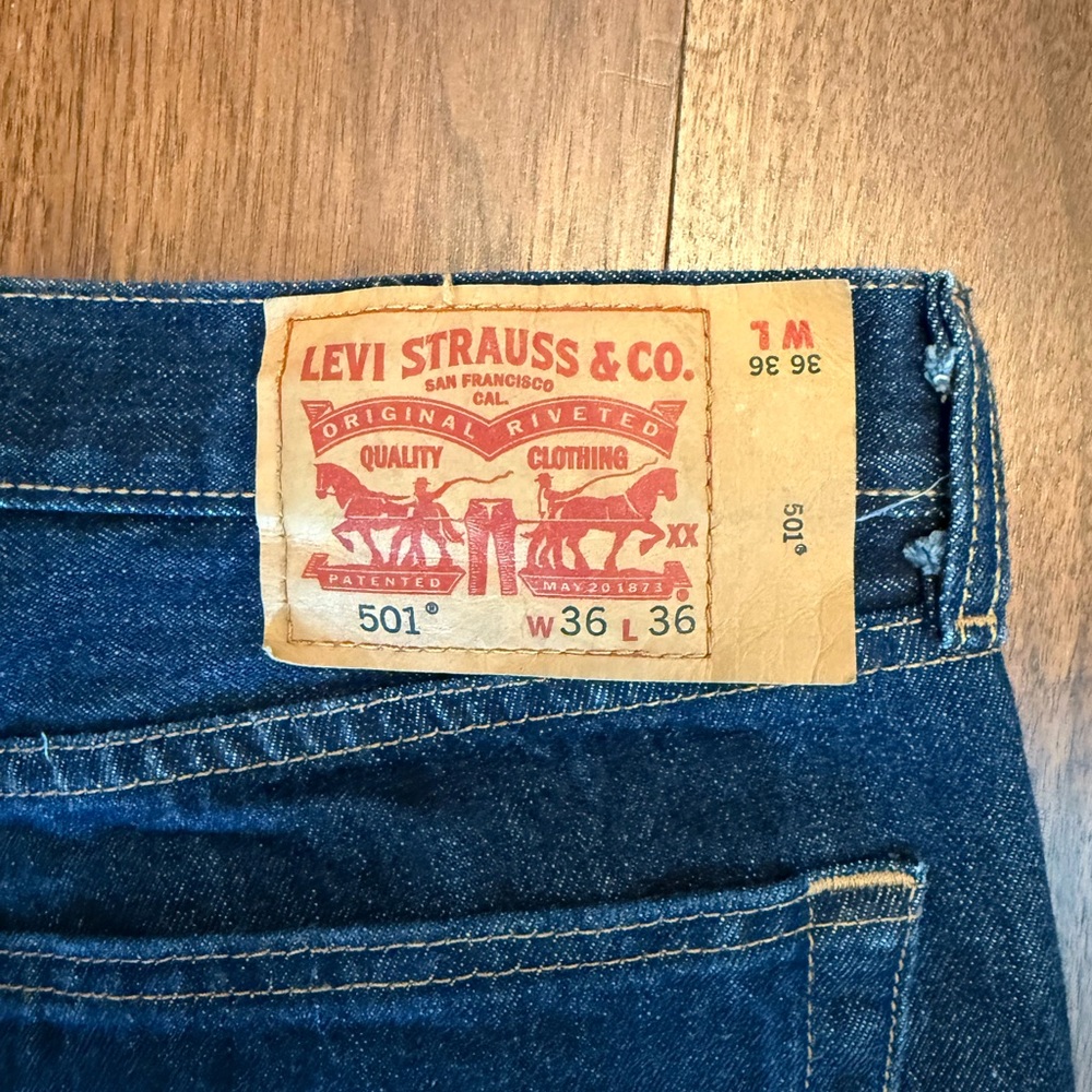 Men’s Classic Levi’s 501 - 36 x 36